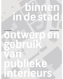 Binnen in de stad