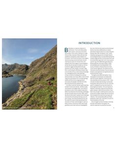 Scottish Bothy Walks: Scotlands 28 best bothy adventures 9781910636190